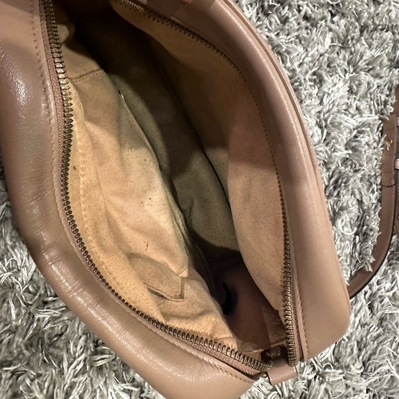 GG MARMONT SMALL SHOULDER BAG GOlD HARDWARE - Picture 3 of 5